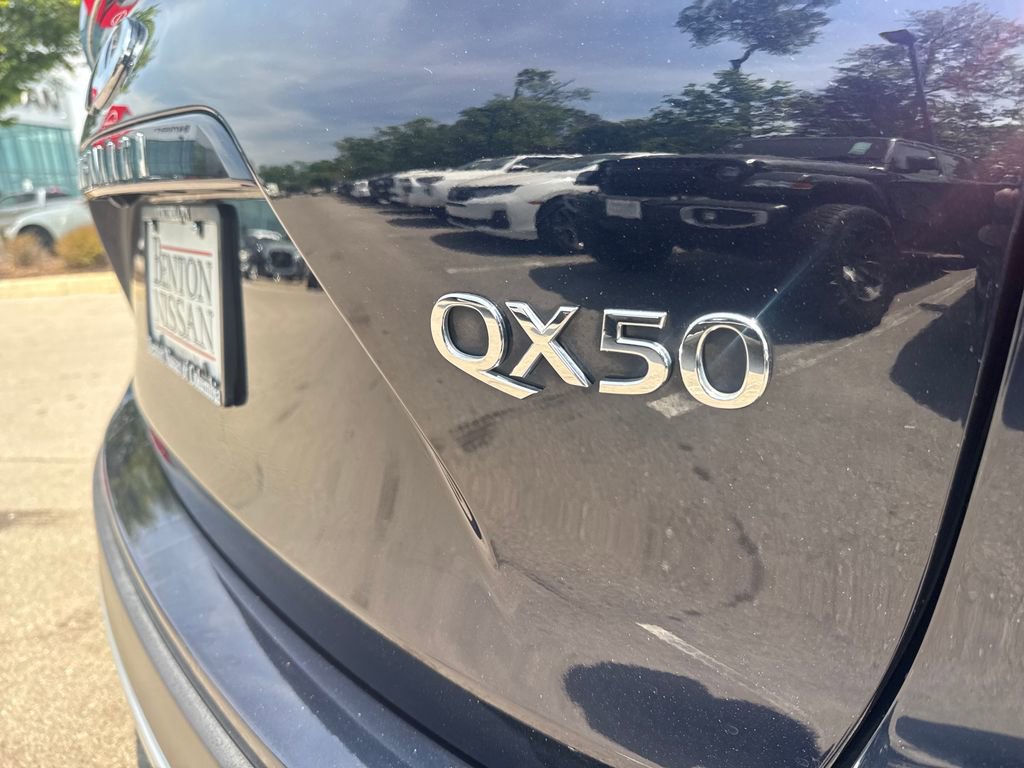 Used 2019 INFINITI QX50 Luxe FWD image 41