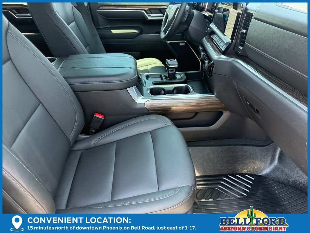 Used 2026 Chevrolet Silverado 1500 LT Trail Boss w/ LT Trail Boss Premium Package AWD/4WD image 36