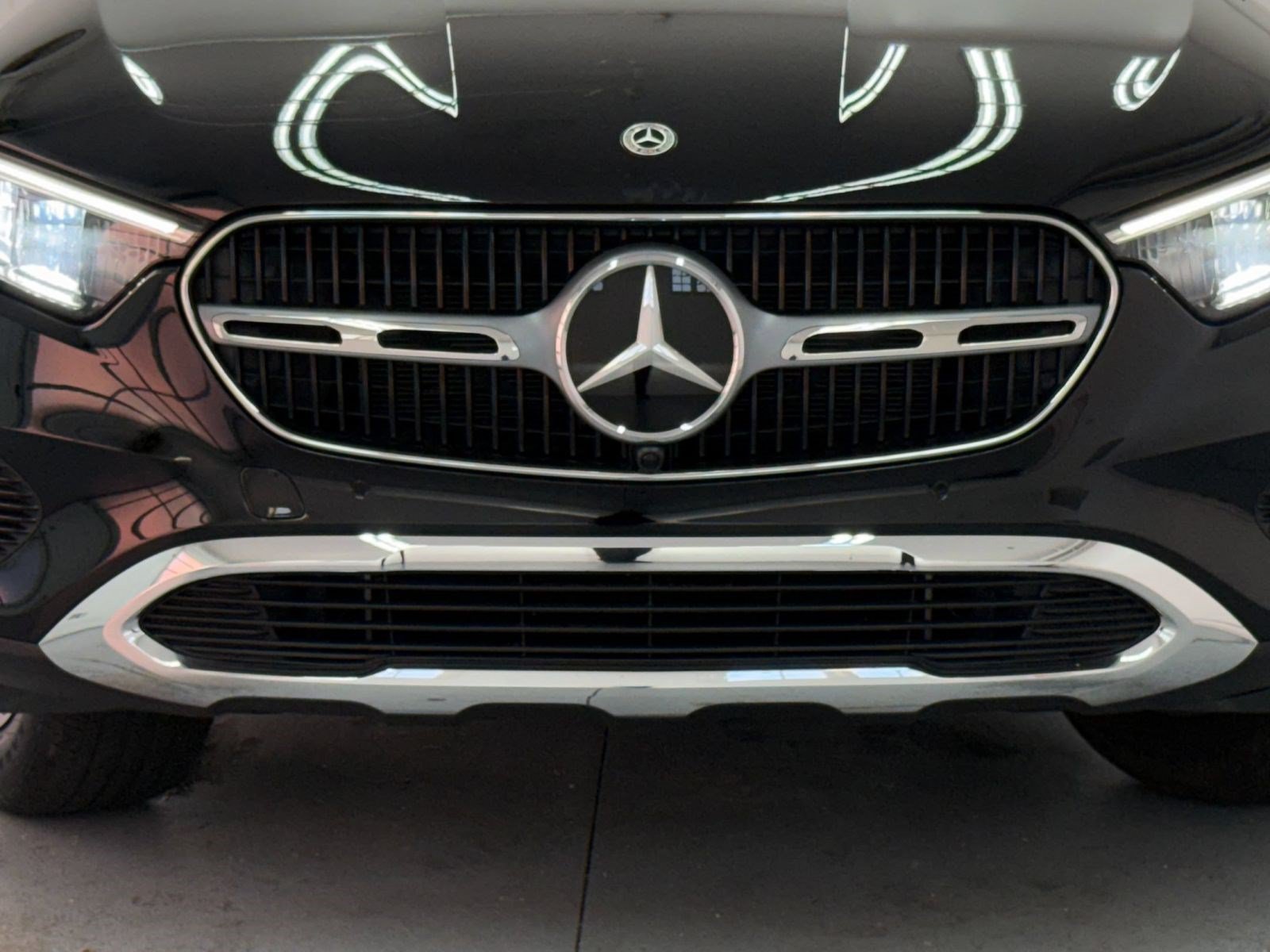 Certified 2025 Mercedes-Benz GLC 350e 4MATIC image 36