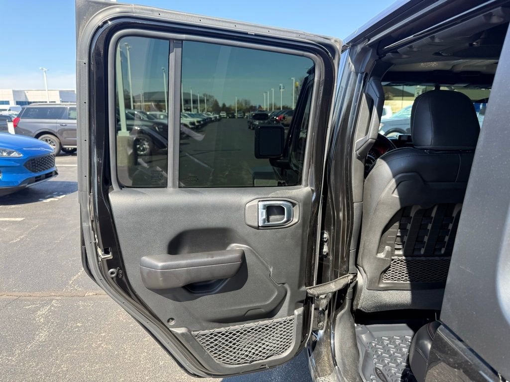 Used 2020 Jeep Wrangler Unlimited Rubicon w/ Steel Bumper Group AWD/4WD image 40