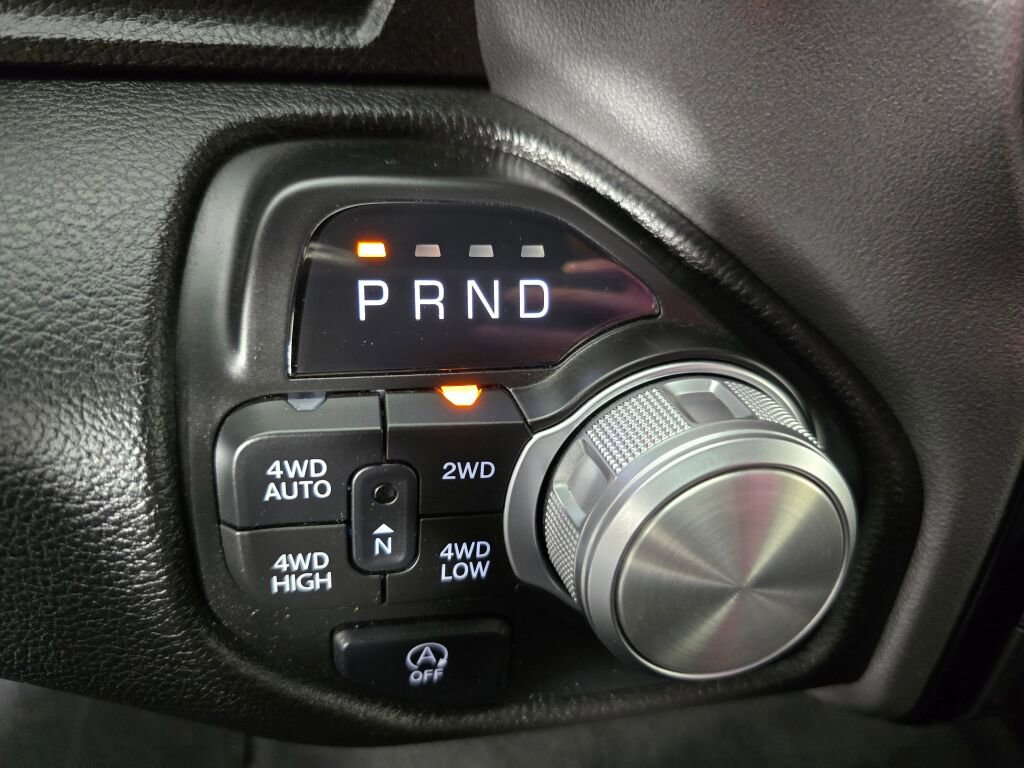 Used 2025 RAM 1500 Laramie image 28