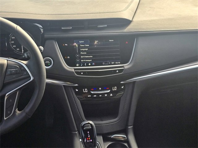 Used 2024 Cadillac XT5 Luxury image 16
