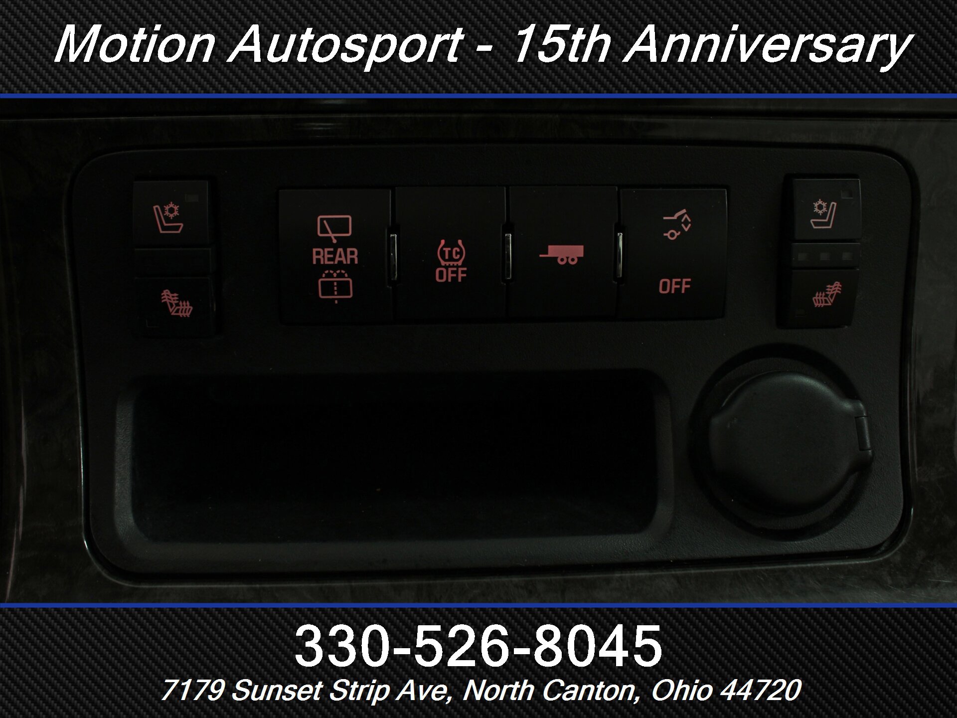 Used 2012 GMC Acadia Denali AWD/4WD image 22