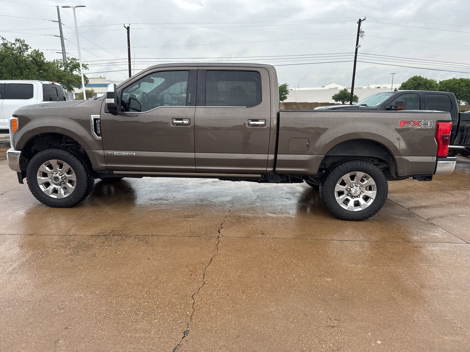 Used 2017 Ford F250 King Ranch w/ King Ranch Ultimate Package AWD/4WD image 4