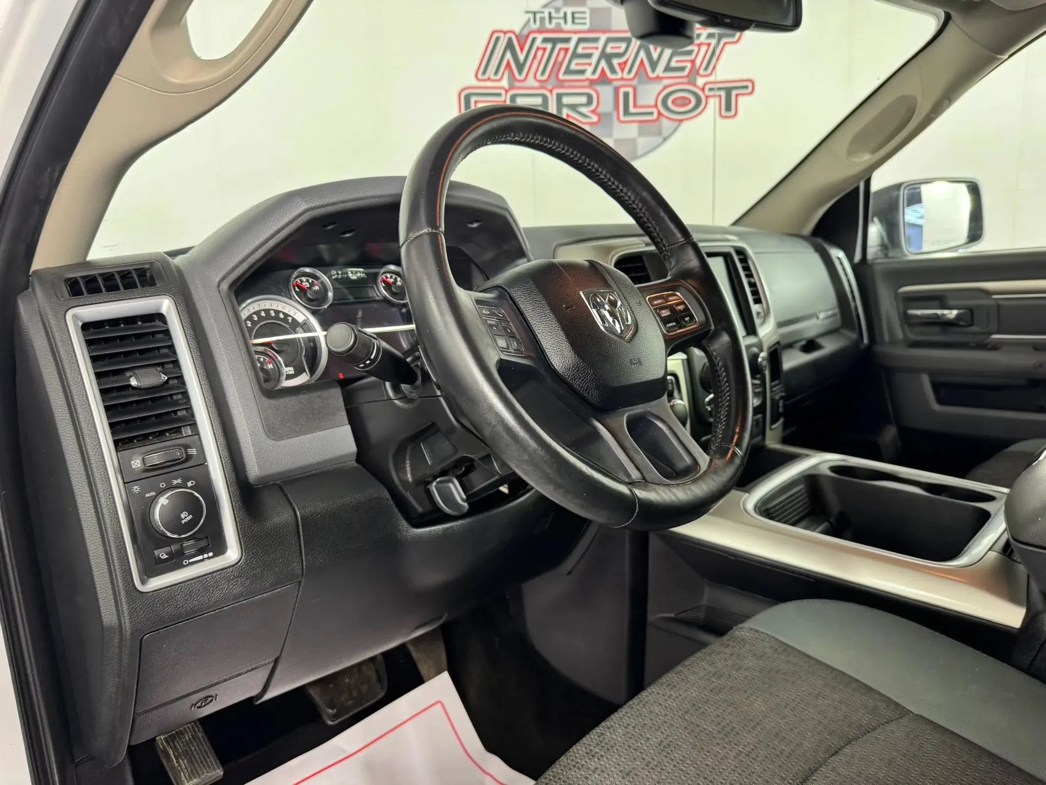 Used 2016 RAM 1500 Big Horn AWD/4WD image 10