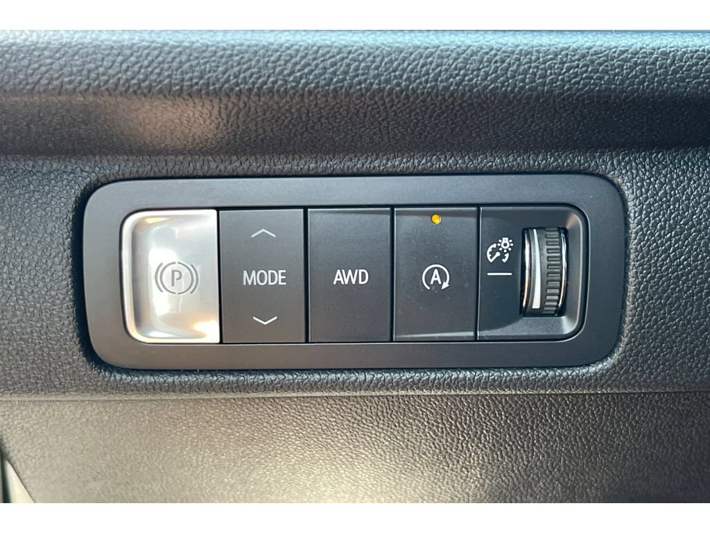 Used 2025 Chevrolet Traverse Z71 w/ Enhanced Driving Package AWD/4WD image 41