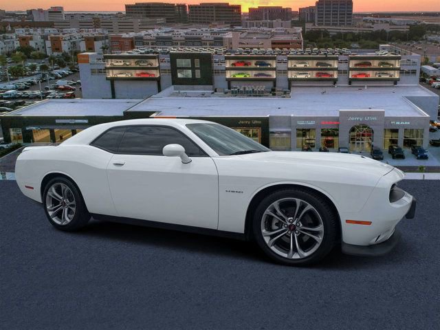 Used 2021 Dodge Challenger R/T RWD image 1