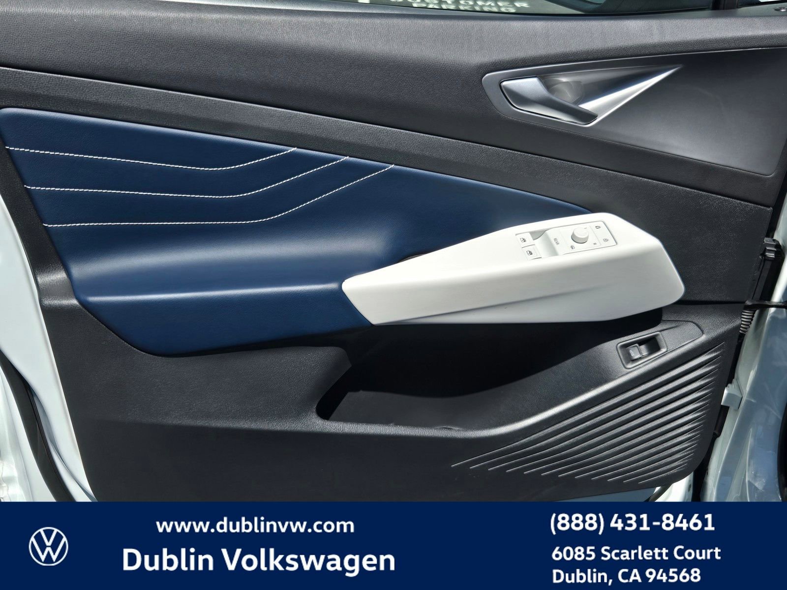 Used 2023 Volkswagen ID.4 Pro S AWD/4WD image 10