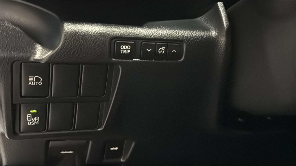Used 2019 Lexus IS 300 RWD image 31
