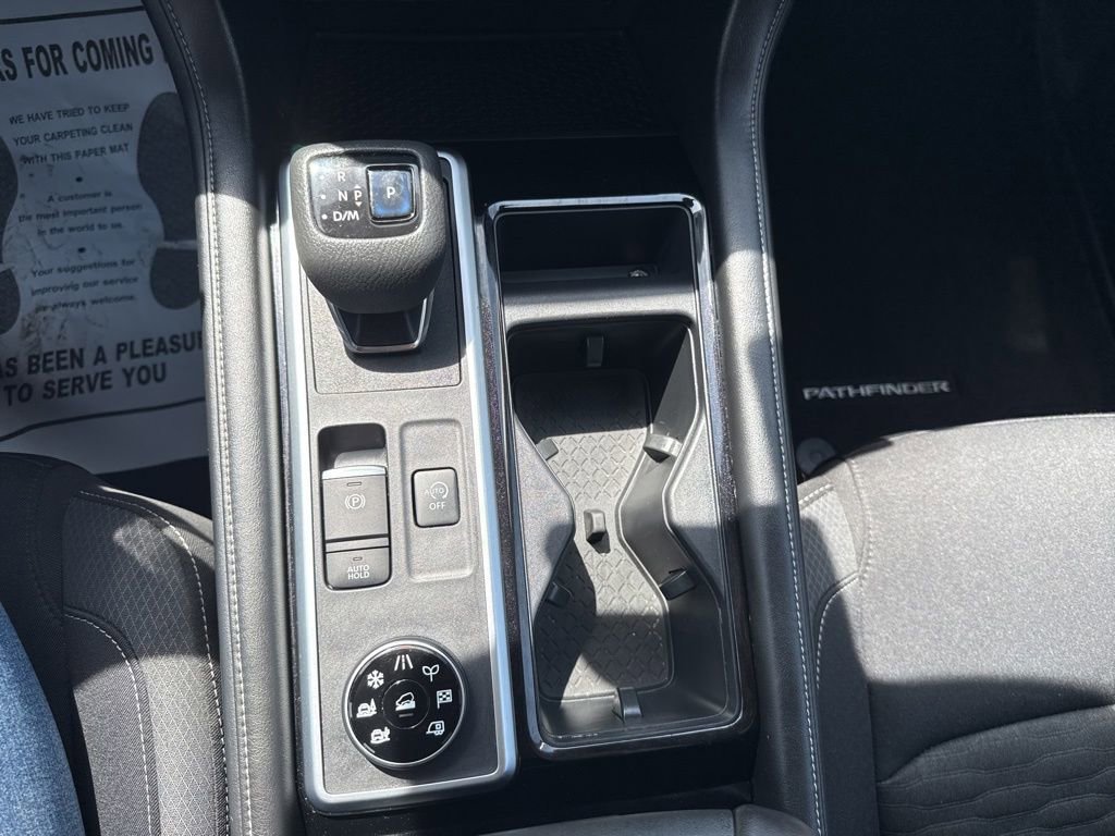 Used 2022 Nissan Pathfinder SV w/ SV Premium Package AWD/4WD image 26