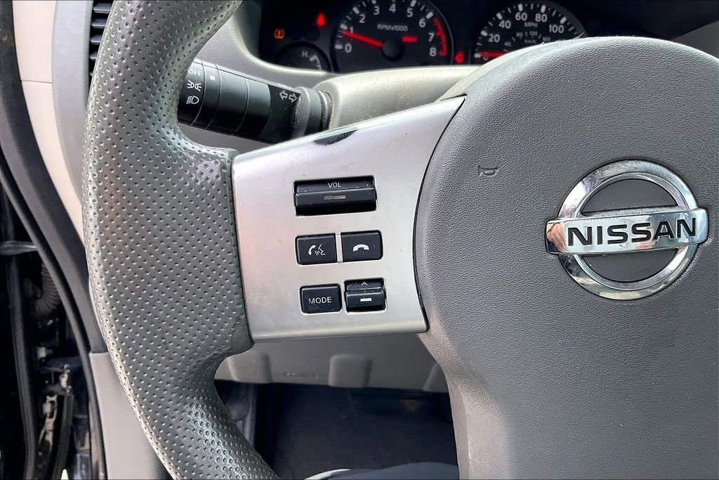 Used 2016 Nissan Frontier SV RWD image 25