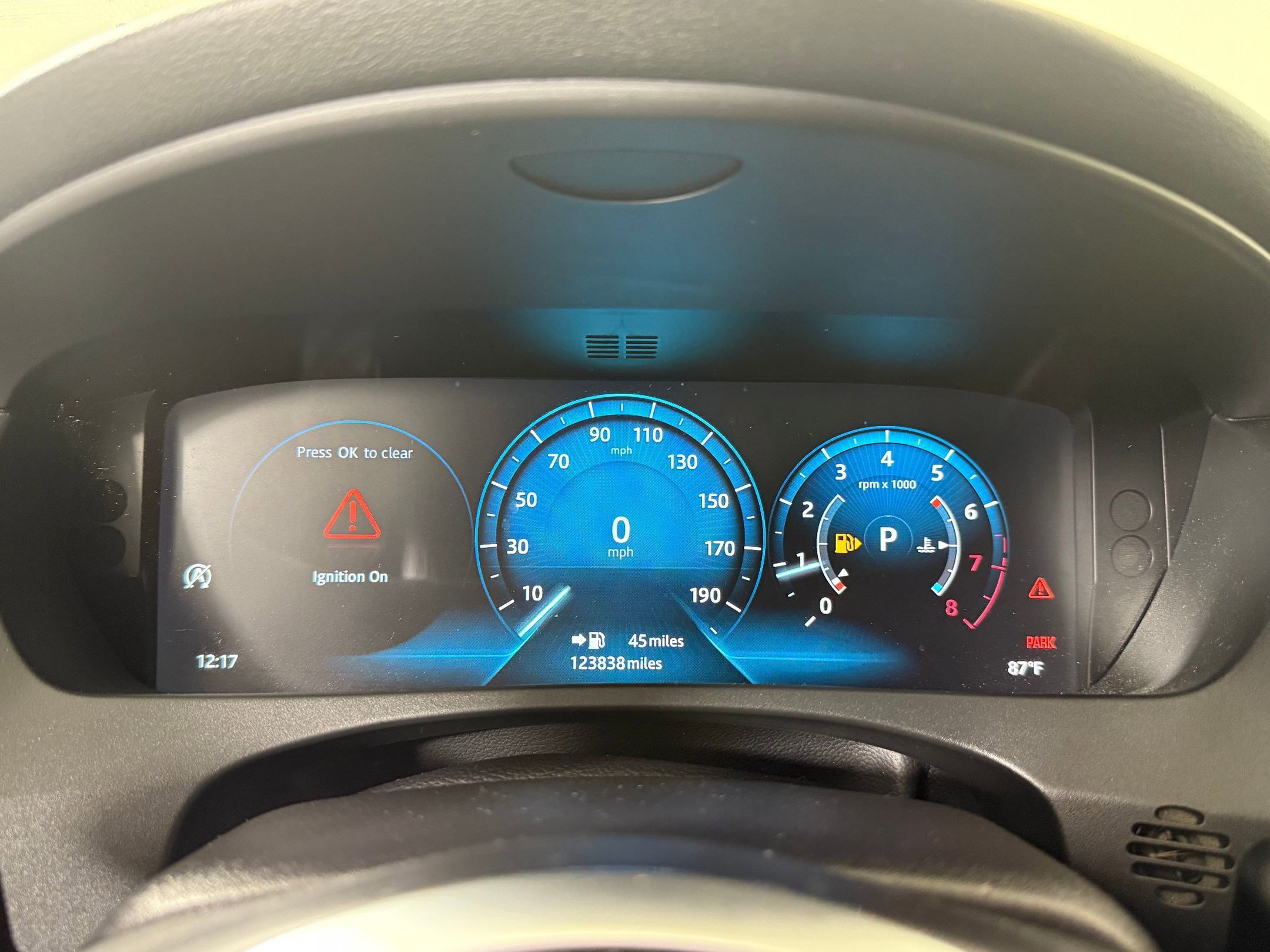 Used 2019 Jaguar XE Landmark Edition image 20