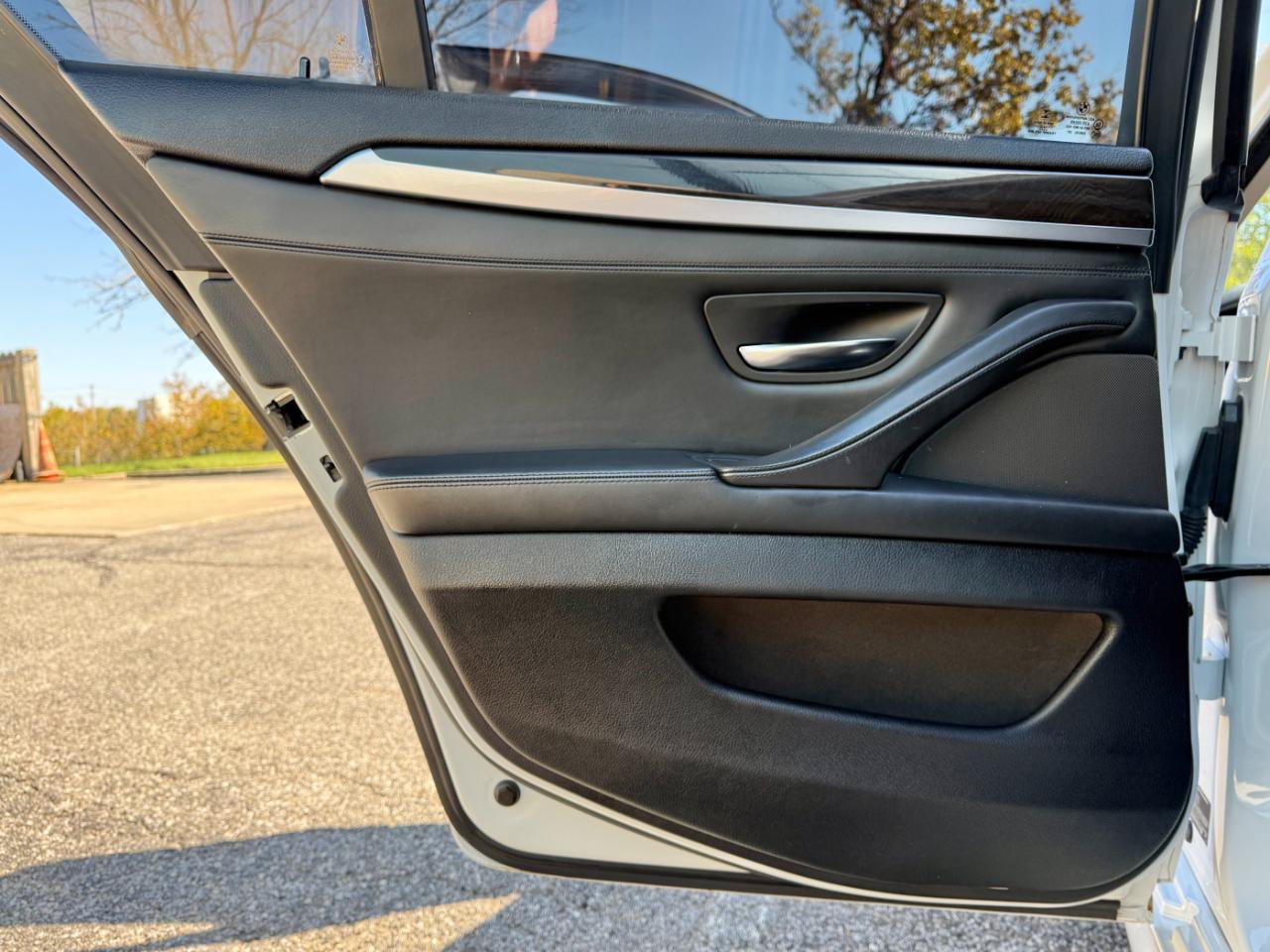 Used 2015 BMW 535i Sedan RWD image 17