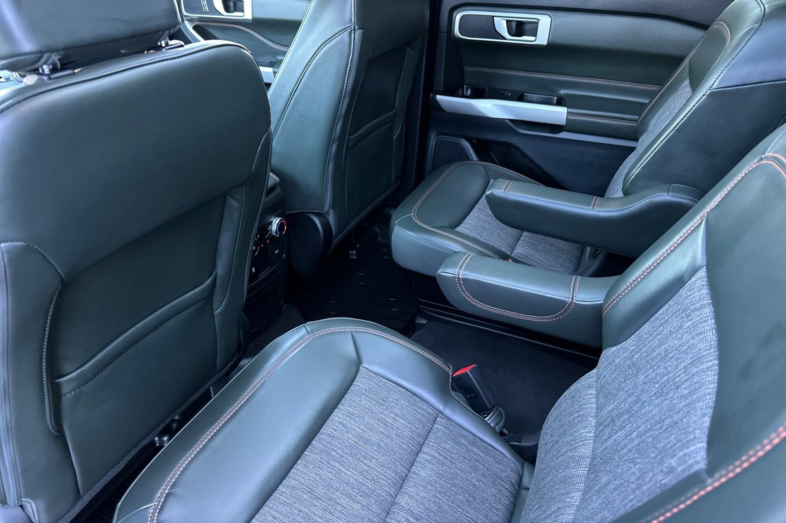 Used 2022 Ford Explorer Timberline image 14