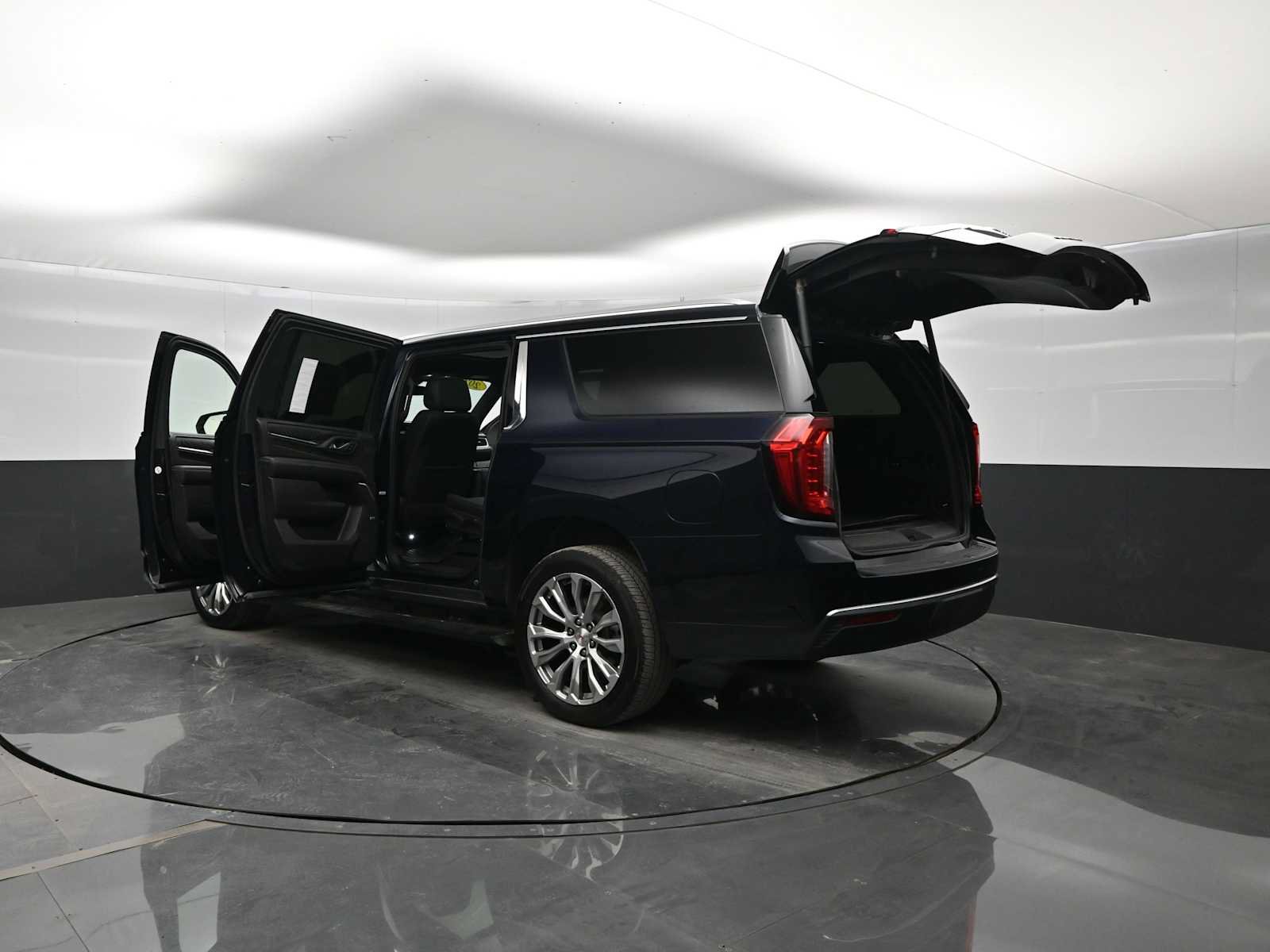 Used 2023 GMC Yukon XL Denali w/ Max Trailering Package AWD/4WD image 48