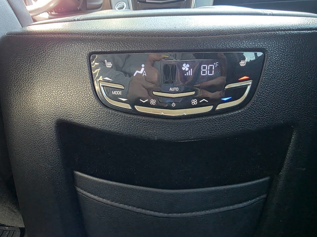 Used 2019 Cadillac Escalade ESV Luxury image 39