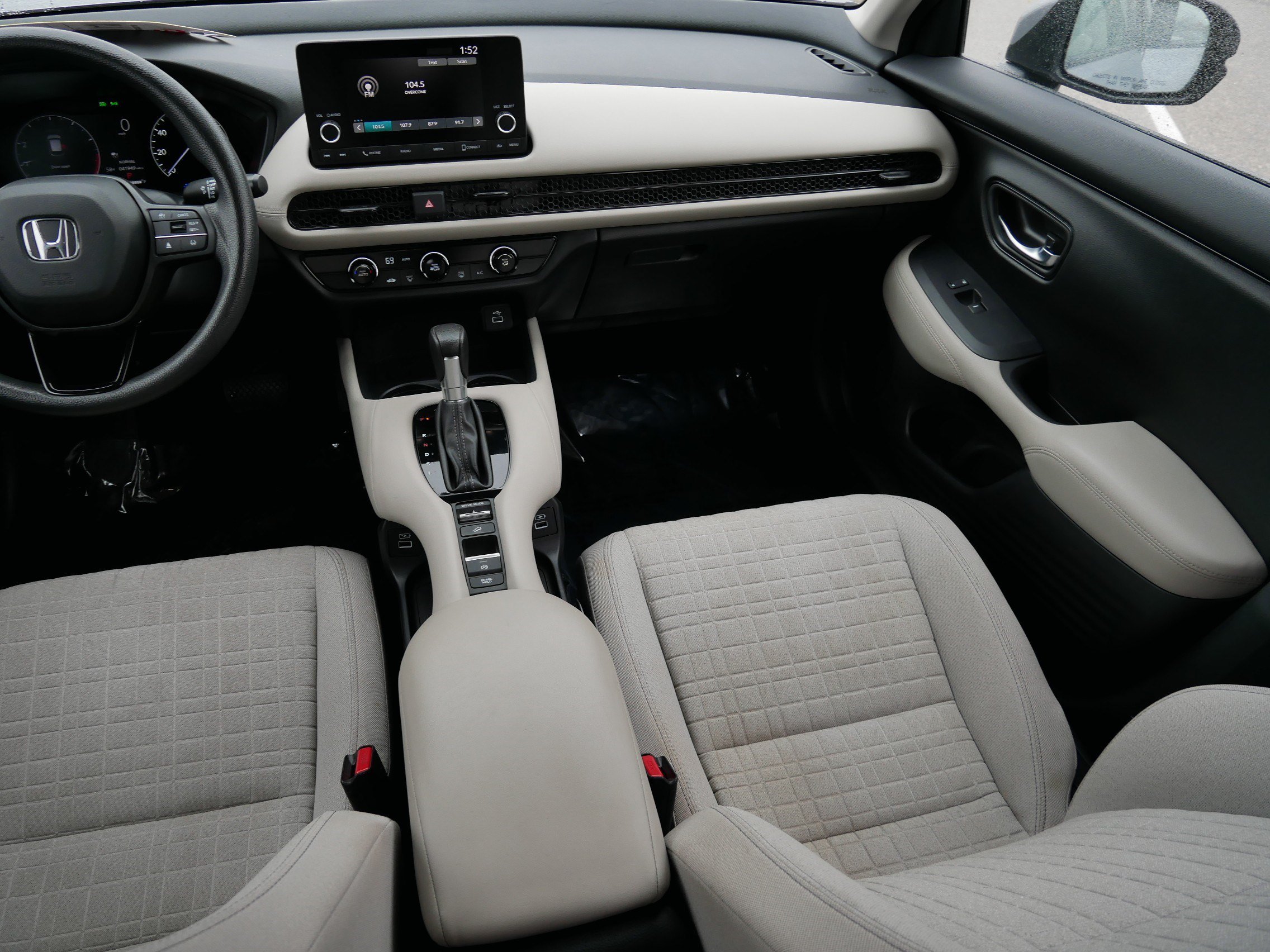Certified 2023 Honda HR-V LX image 11