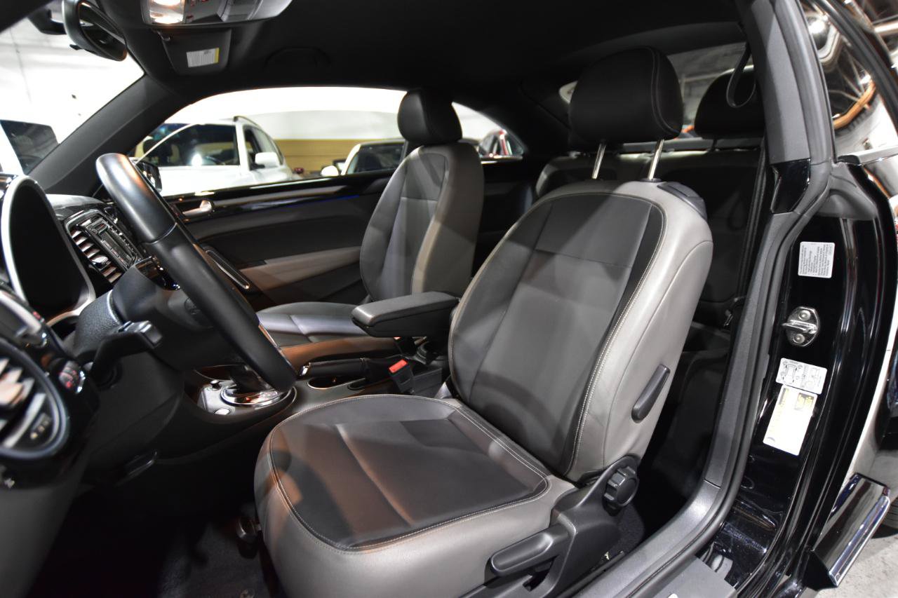 Used 2012 Volkswagen Beetle 2.5 FWD image 21