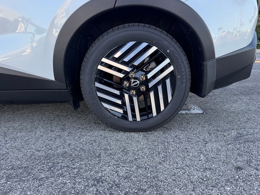 New 2026 Nissan Leaf SV+ w/ Floor Mat Package (SV+) image 8