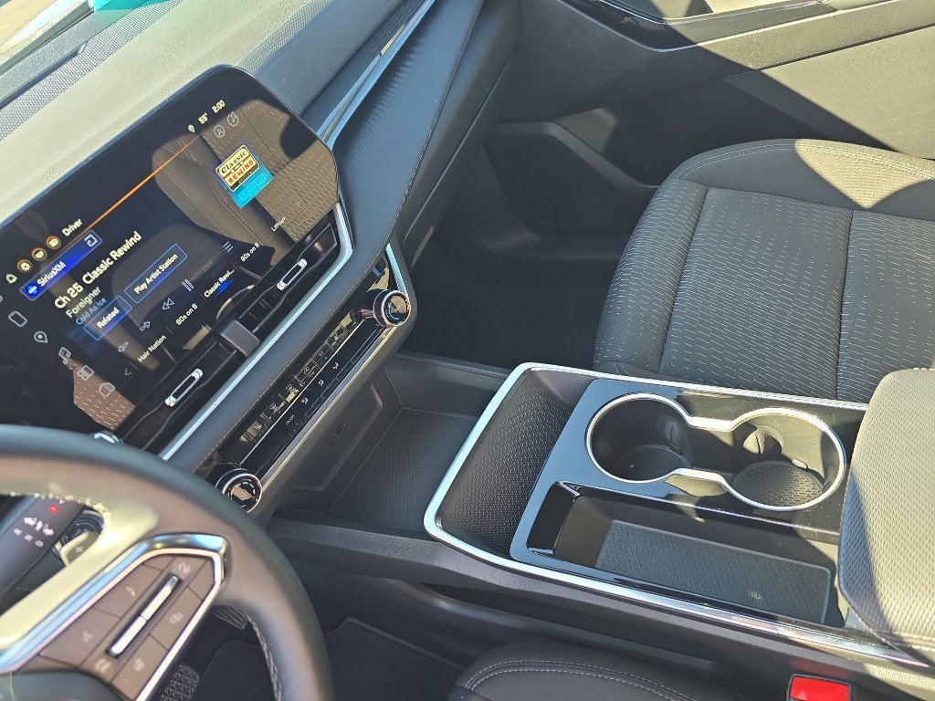 Certified 2025 Chevrolet Equinox LT image 17