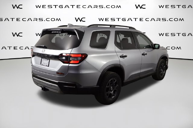 Used 2025 Honda Pilot TrailSport image 47