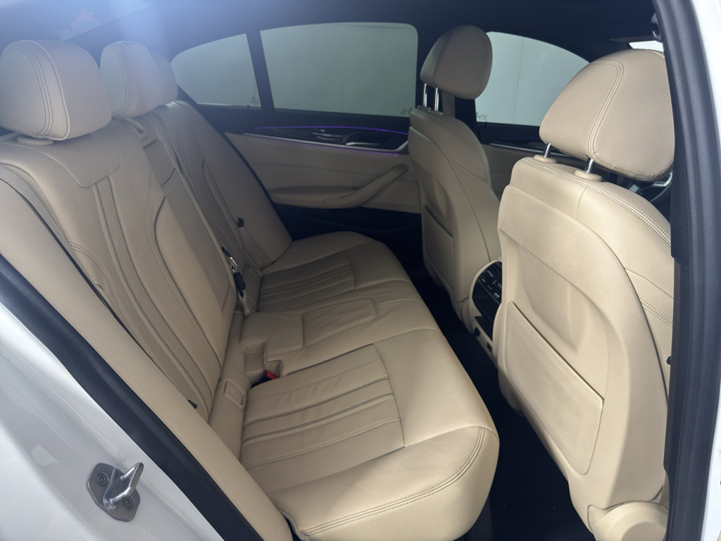 Used 2020 BMW 540i w/ M Sport Package RWD image 39