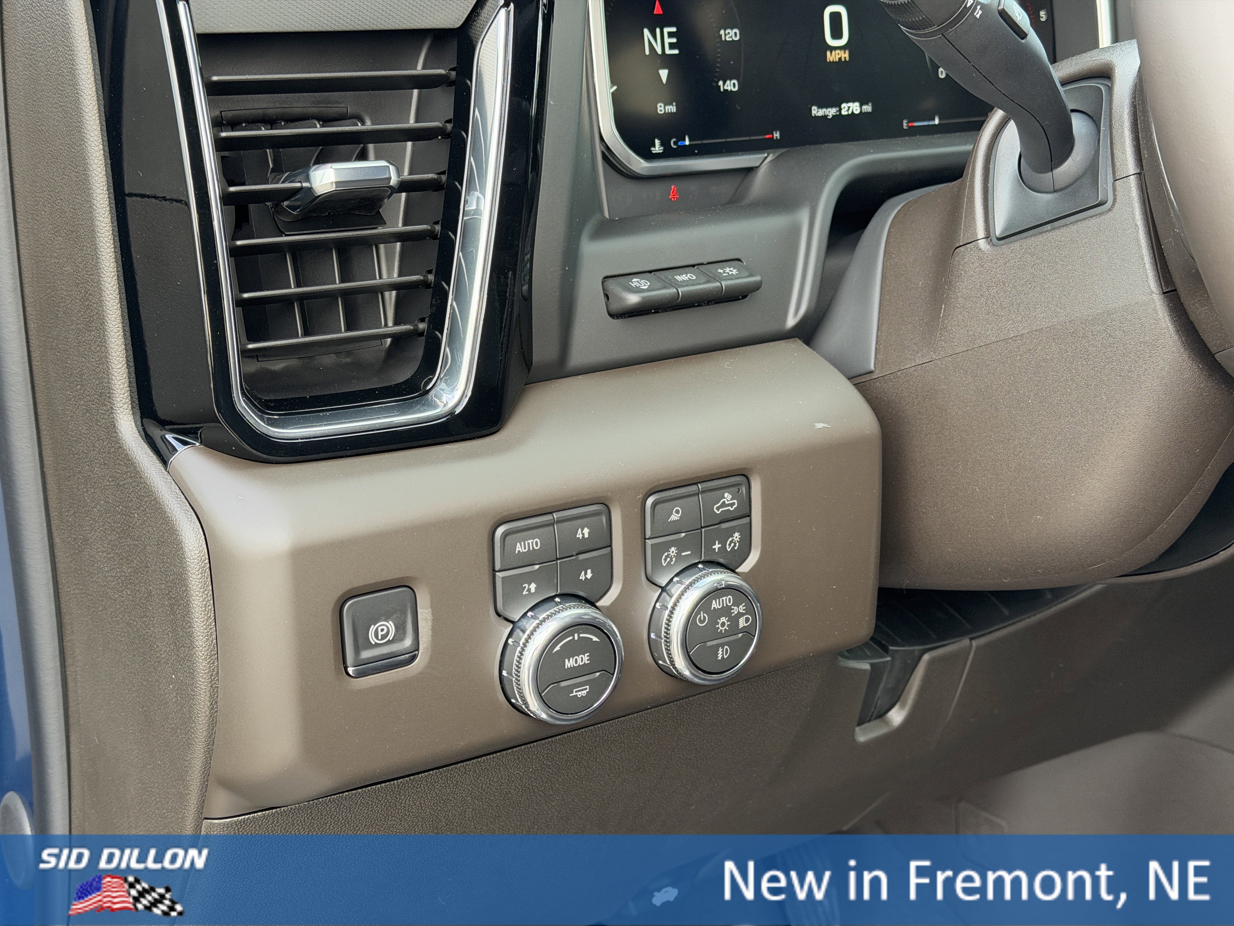 New 2026 GMC Sierra 3500 Denali w/ Denali Reserve Package image 14