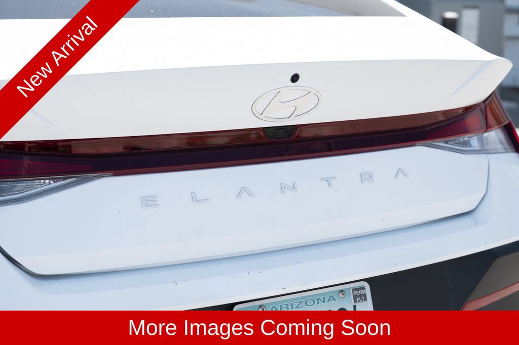 Used 2024 Hyundai Elantra SEL FWD image 10