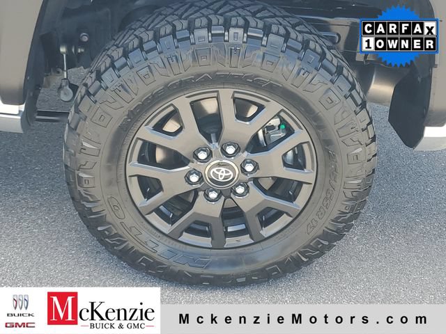 Used 2025 Toyota 4Runner SR5 RWD image 30