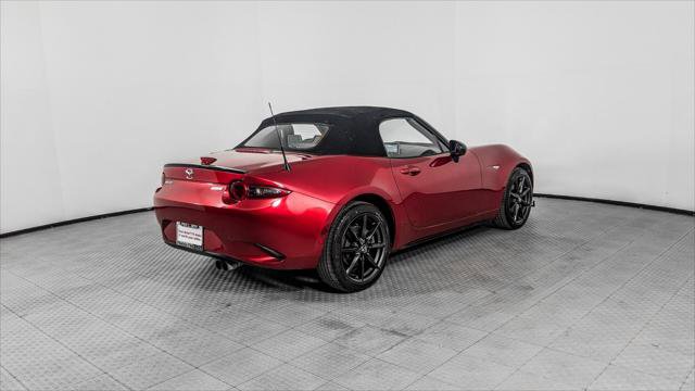 Used 2016 MAZDA MX-5 Miata Club RWD image 35