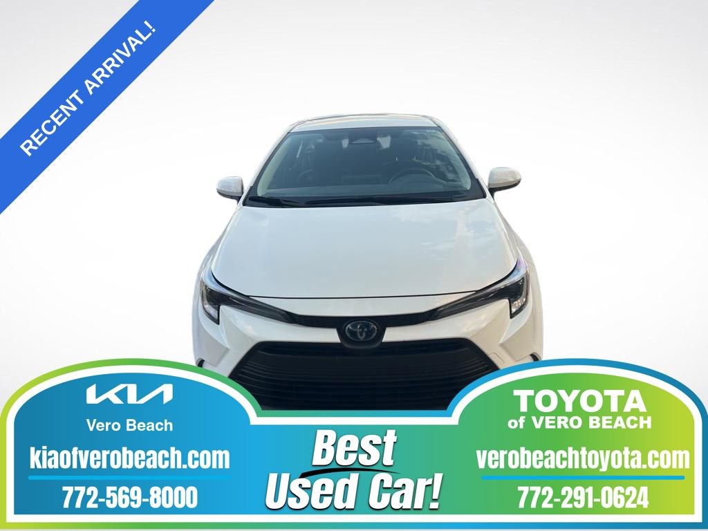Used 2023 Toyota Corolla LE FWD image 1
