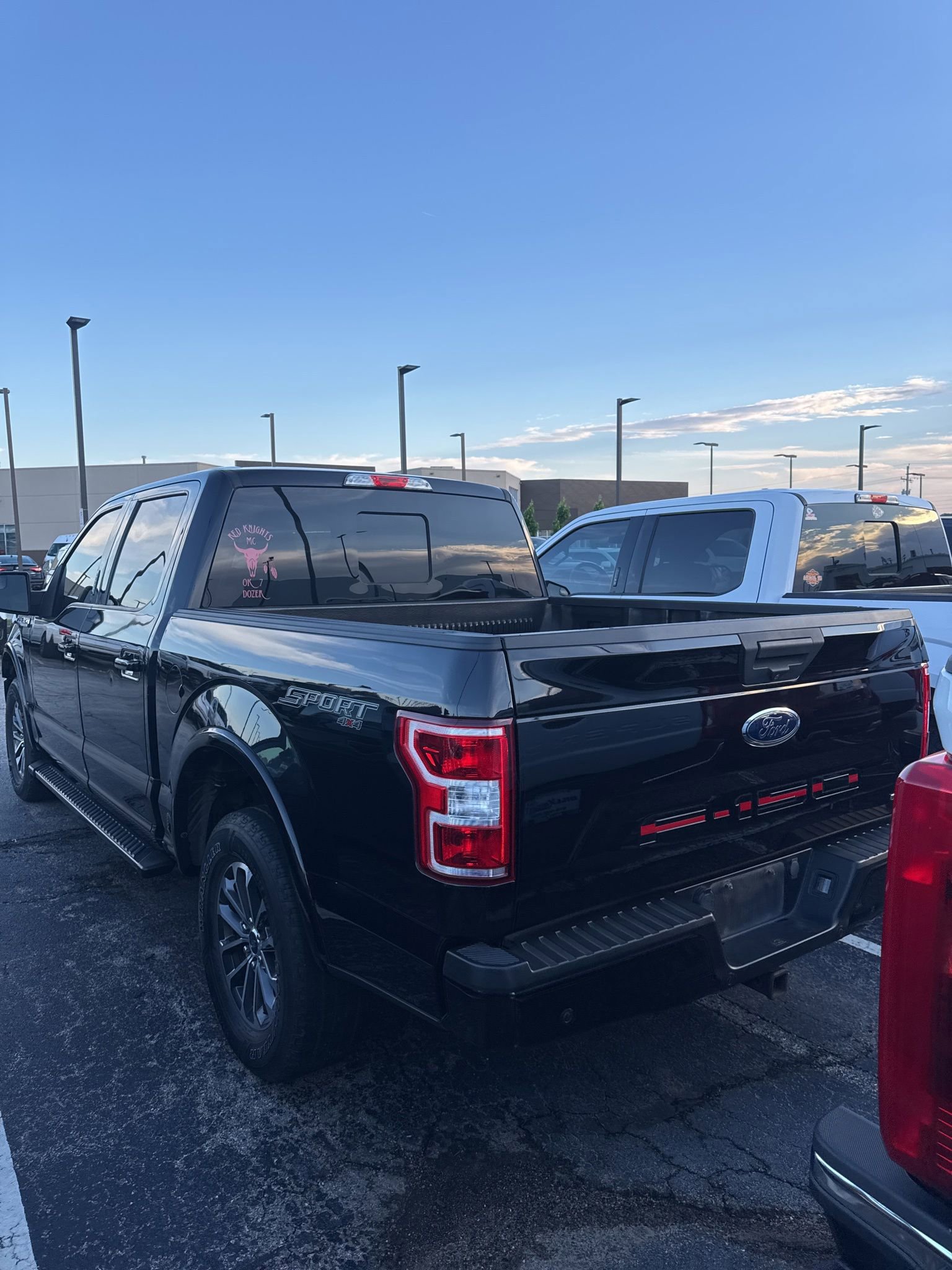 Used 2019 Ford F150 XLT w/ Equipment Group 302A Luxury AWD/4WD image 4