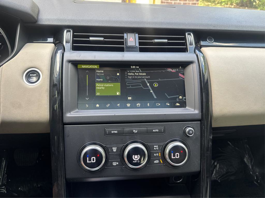 Used 2018 Land Rover Discovery SE AWD/4WD image 22