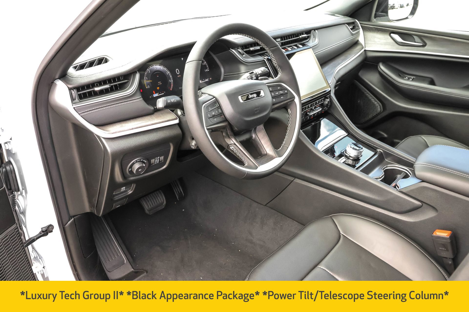 New 2025 Jeep Grand Cherokee Limited w/ Luxury Tech Group II image 5