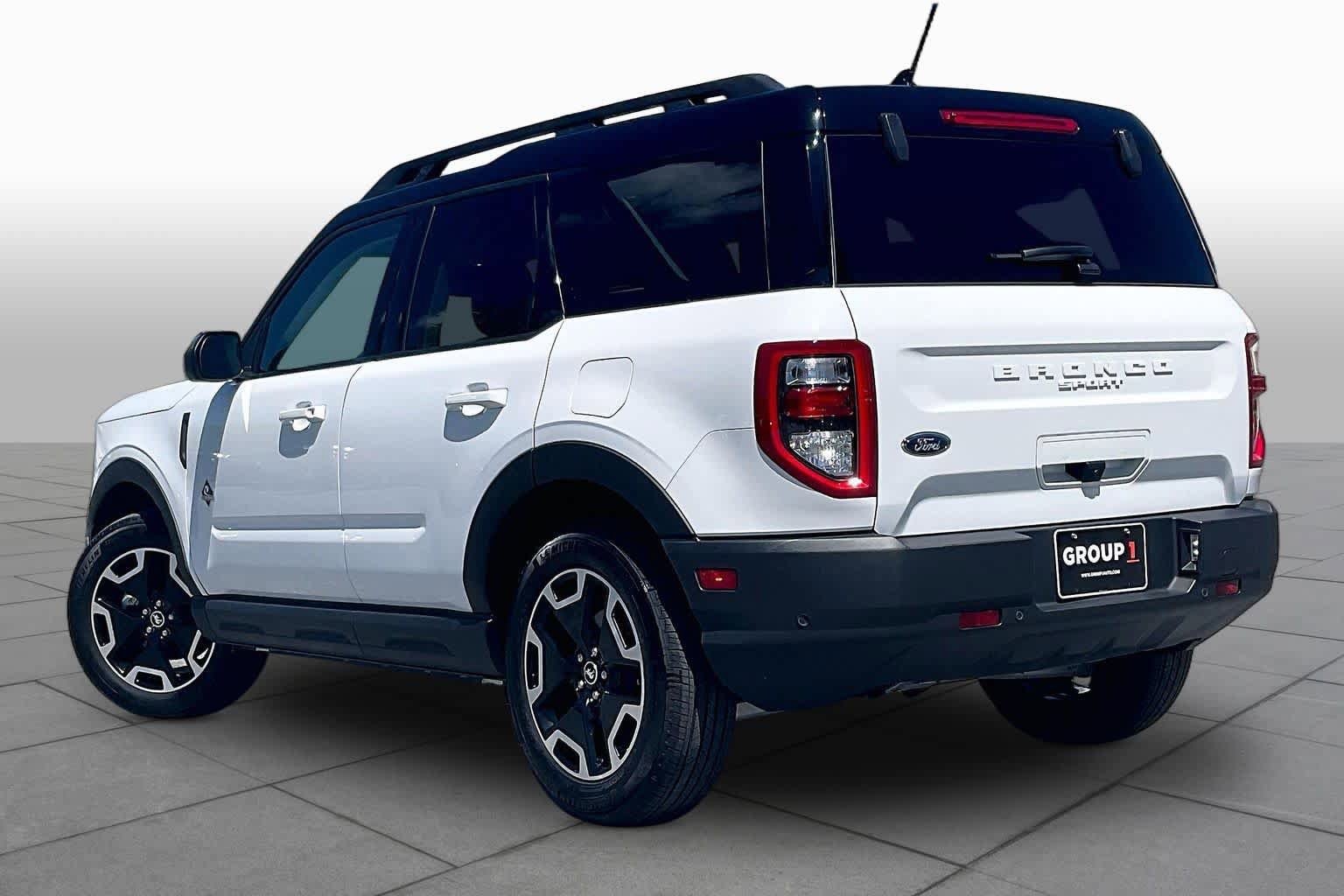 Used 2024 Ford Bronco Sport Outer Banks AWD/4WD image 11