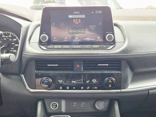 Certified 2023 Nissan Rogue SV image 22