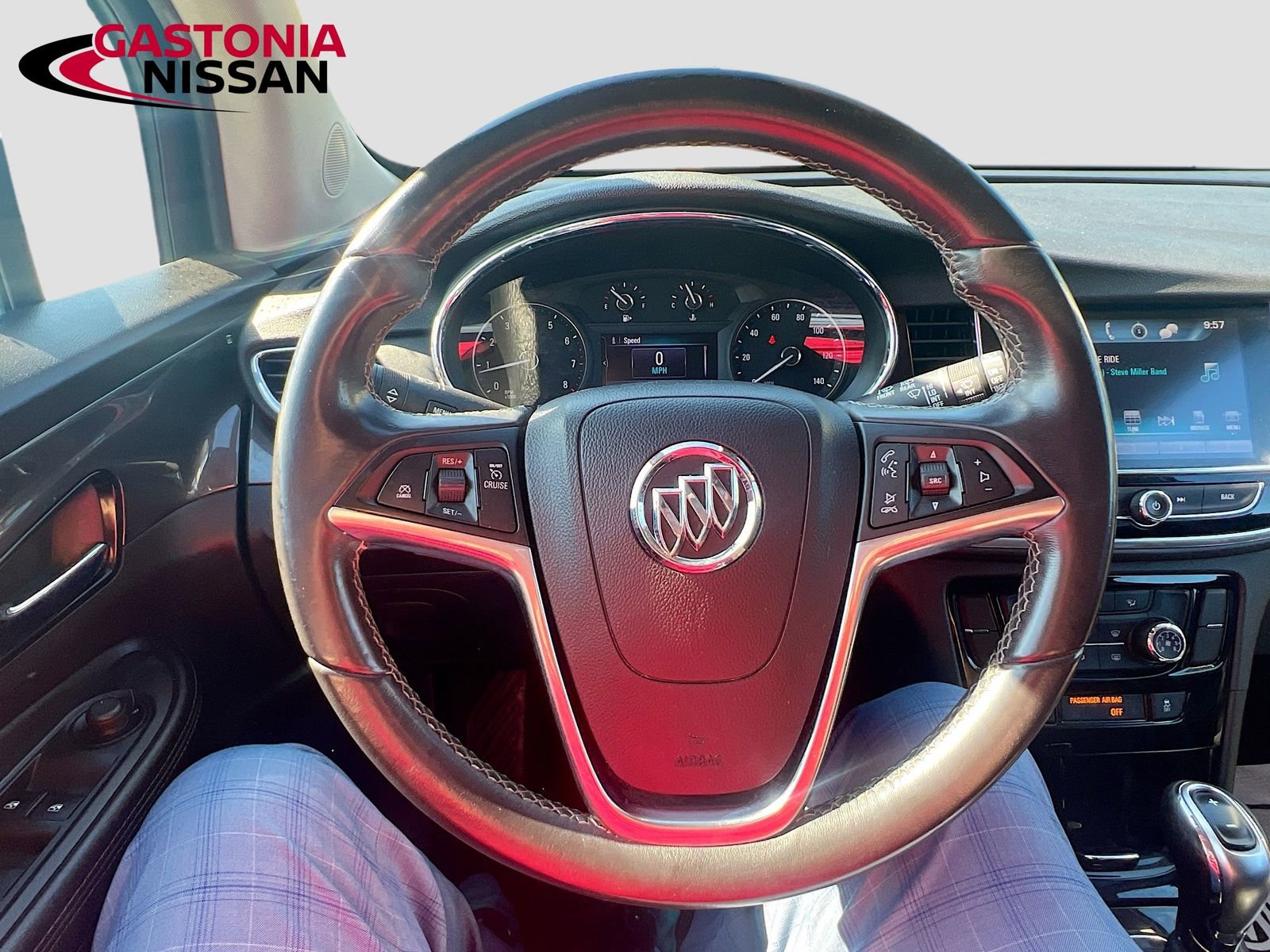 Used 2020 Buick Encore Preferred image 14