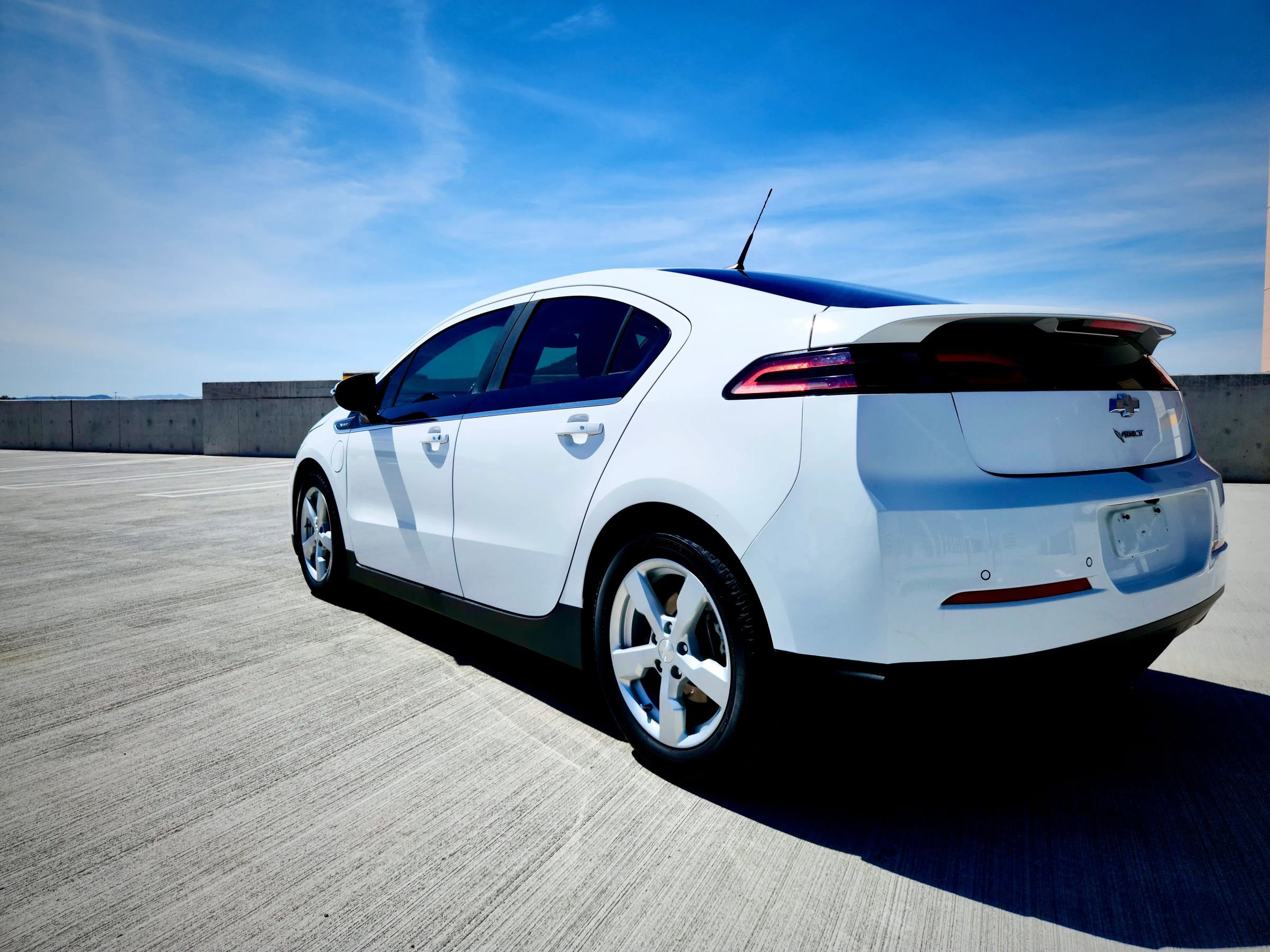 Used 2013 Chevrolet Volt Premium w/ Premium Trim Package image 3