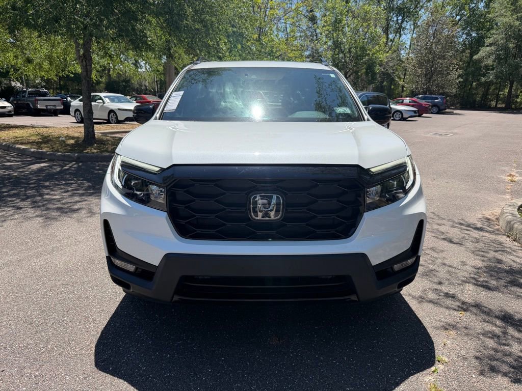 Used 2023 Honda Passport Elite image 2