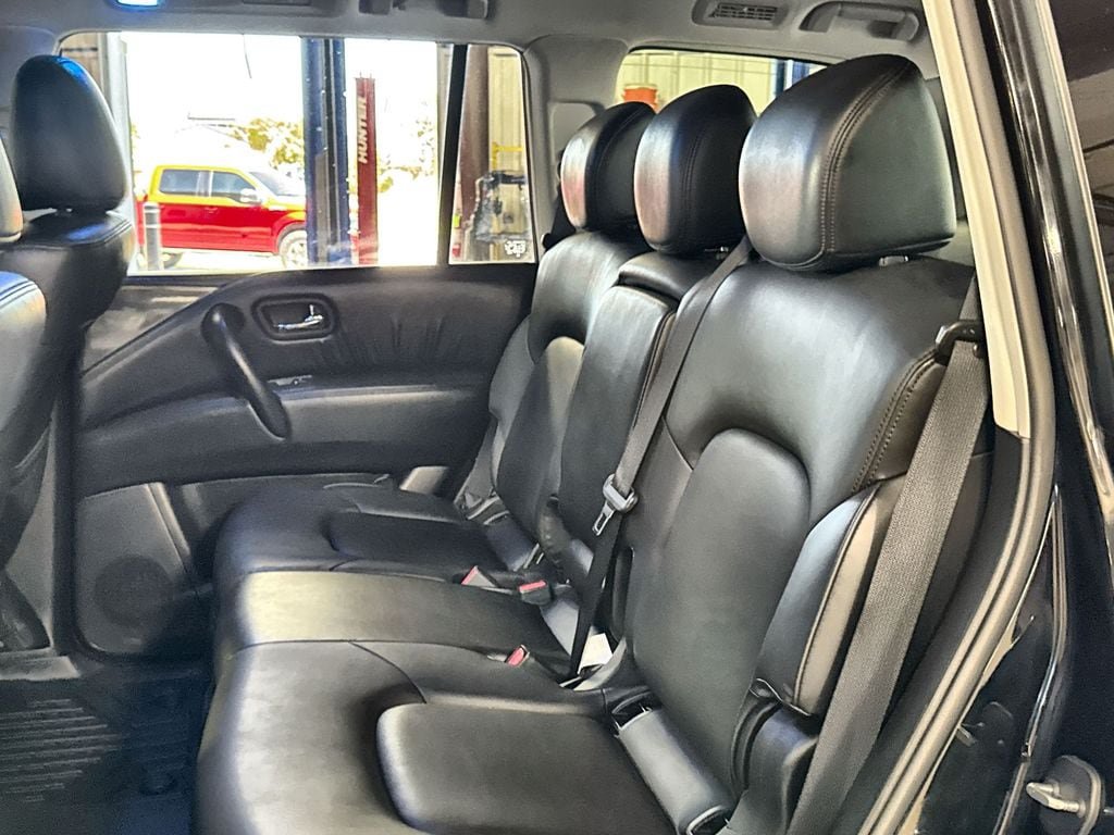 Used 2022 Nissan Armada SV w/ SV Appearance Package RWD image 25