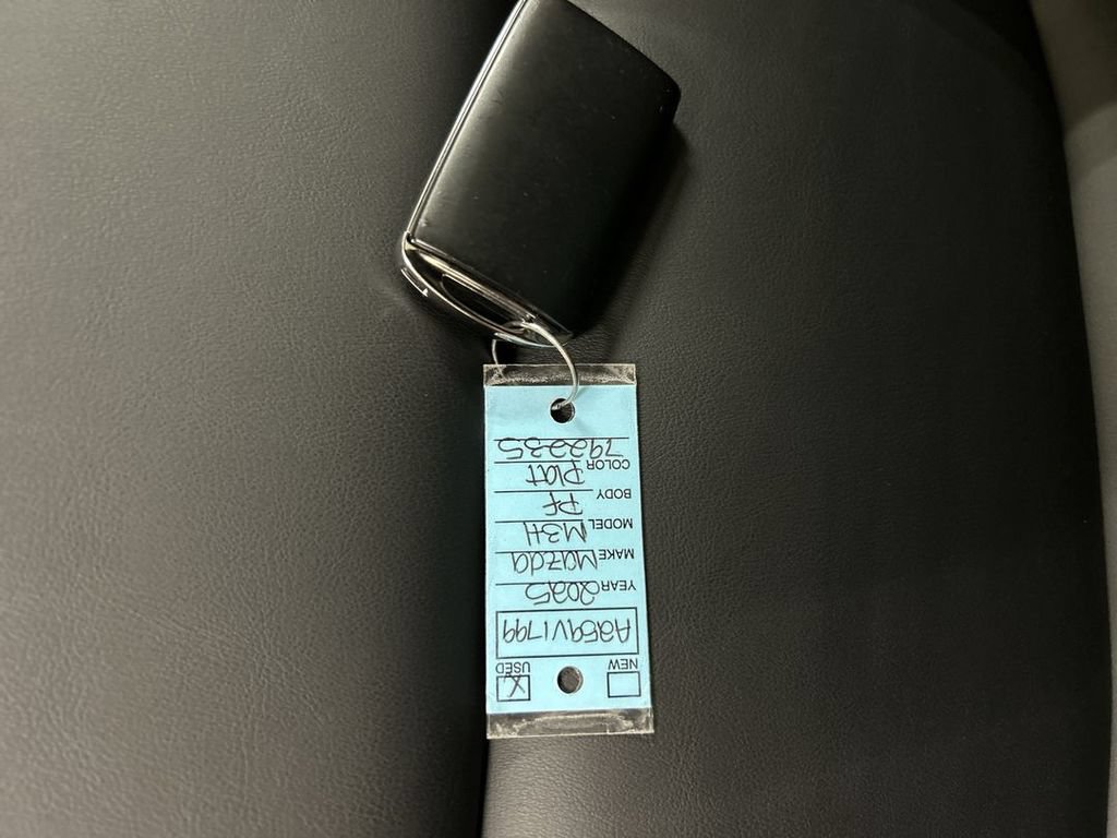Used 2025 MAZDA MAZDA3 s FWD image 12