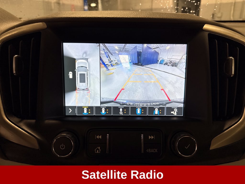 Used 2020 GMC Terrain Denali w/ Denali Premium Package AWD/4WD image 16