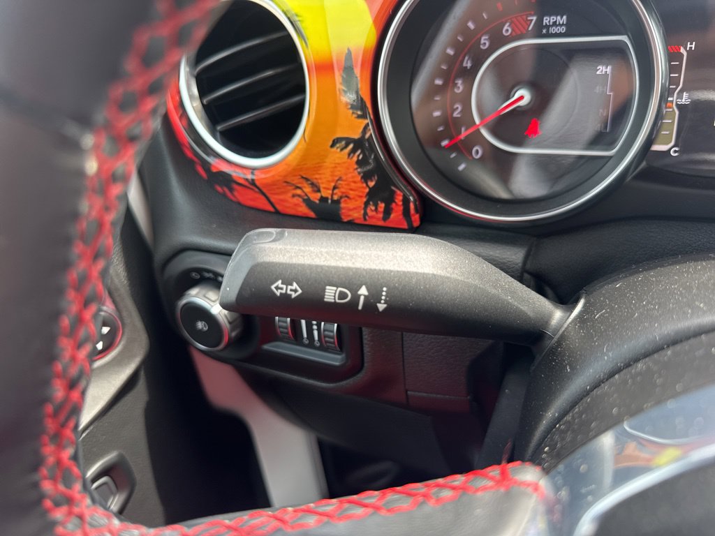 Used 2021 Jeep Wrangler Unlimited Rubicon w/ Dual Top Group AWD/4WD image 9
