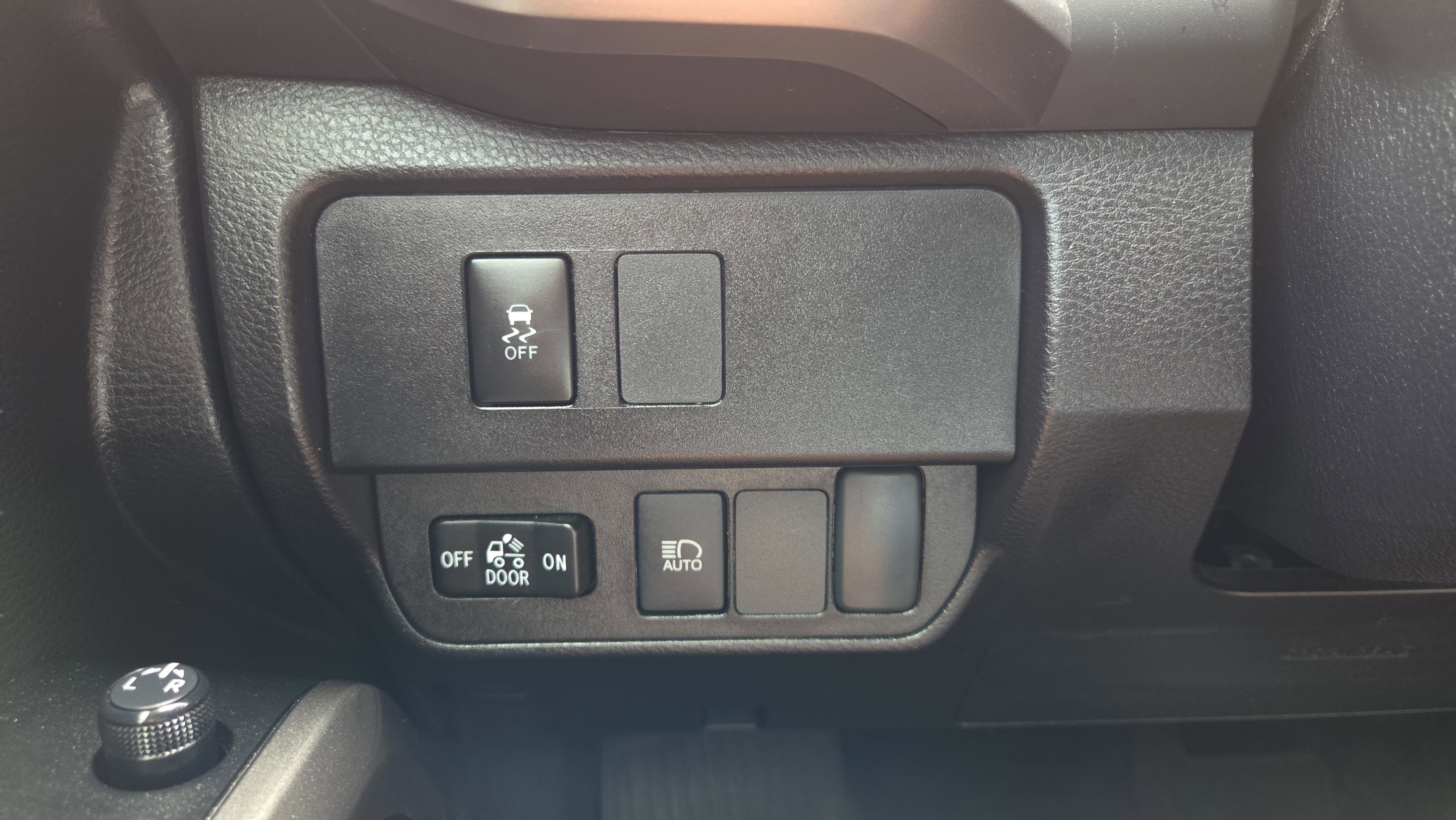 Certified 2023 Toyota Tacoma SR5 image 19