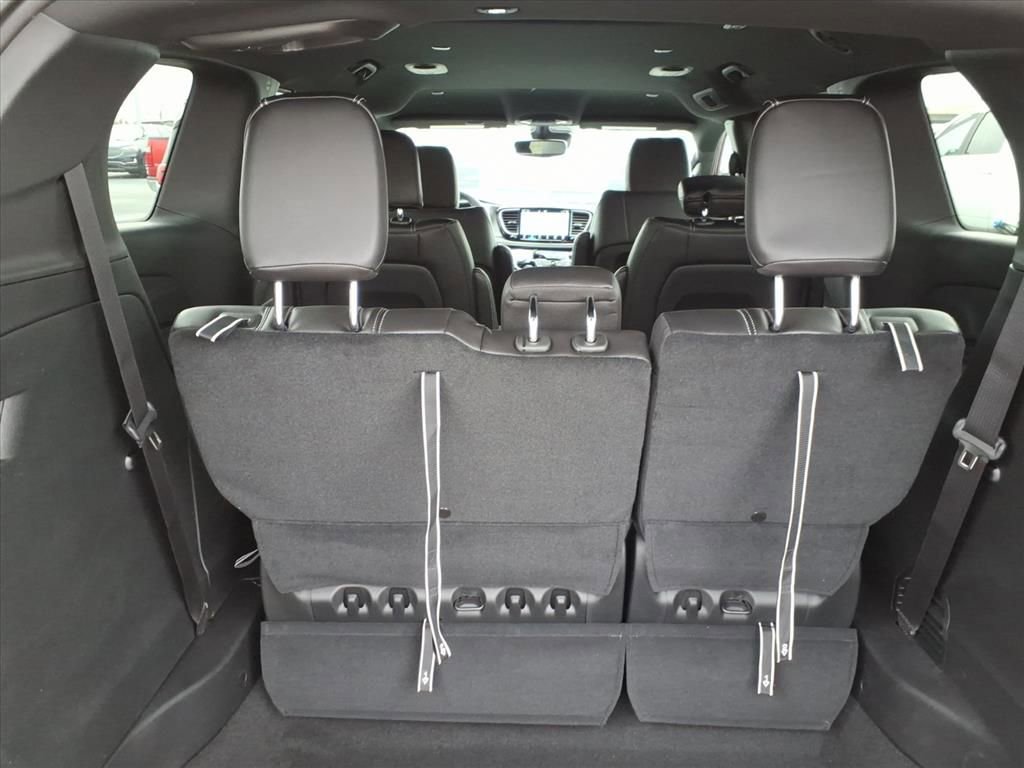 New 2026 Chrysler Pacifica Select image 6