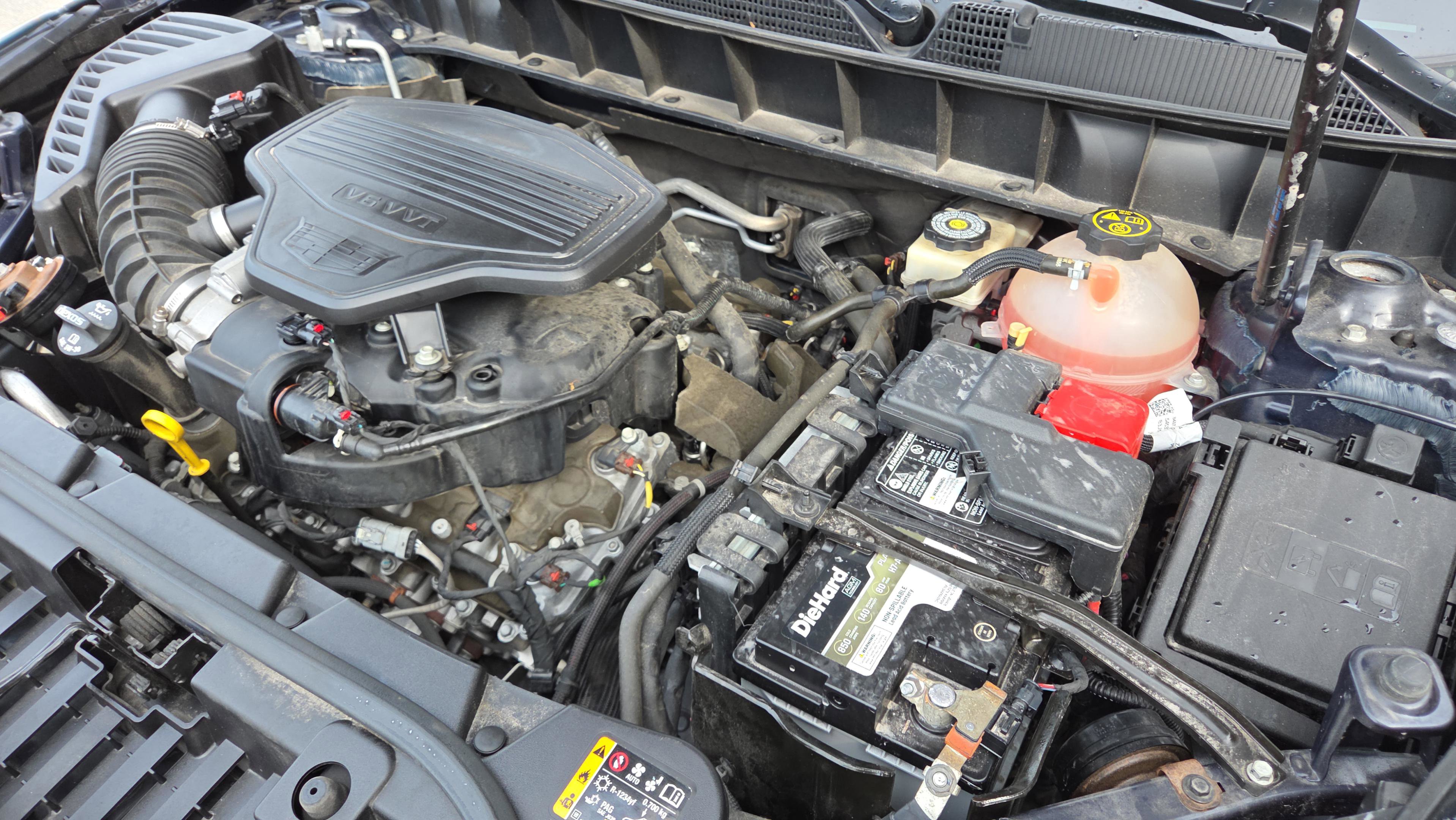 Used 2018 Cadillac XT5 Luxury w/ Driver Awareness Package FWD image 25