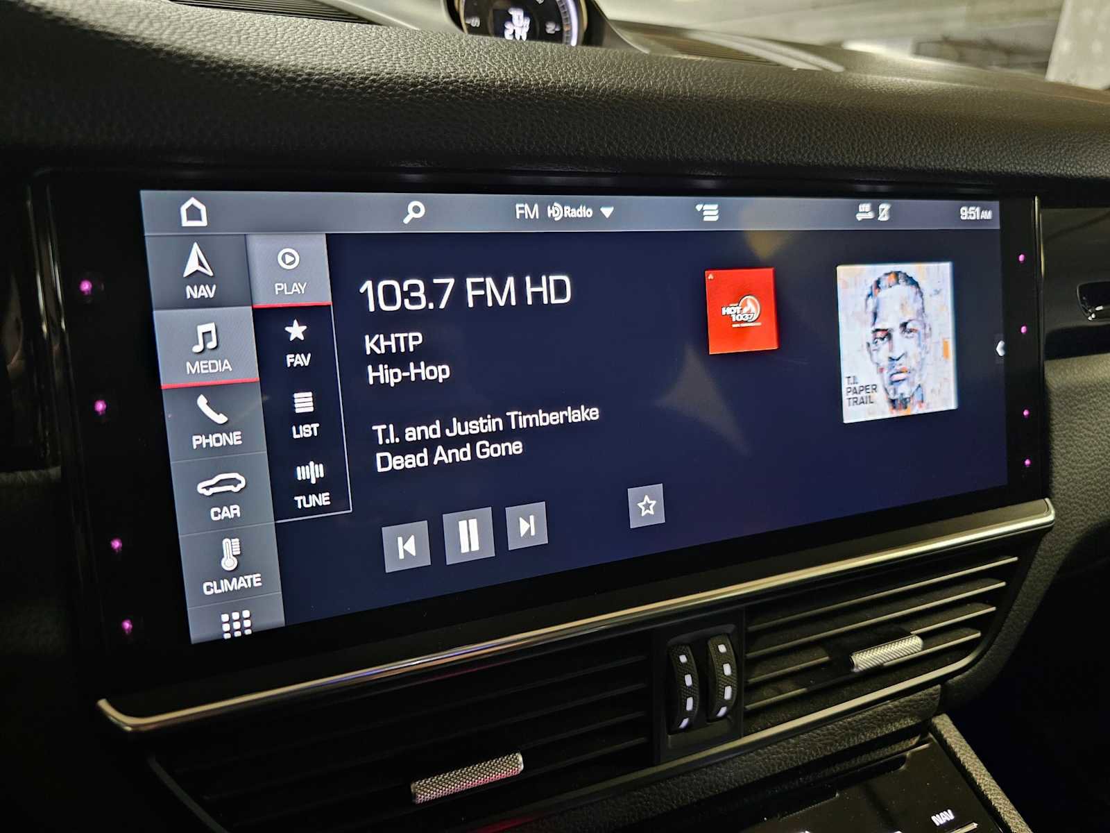 Used 2019 Porsche Cayenne AWD/4WD image 13
