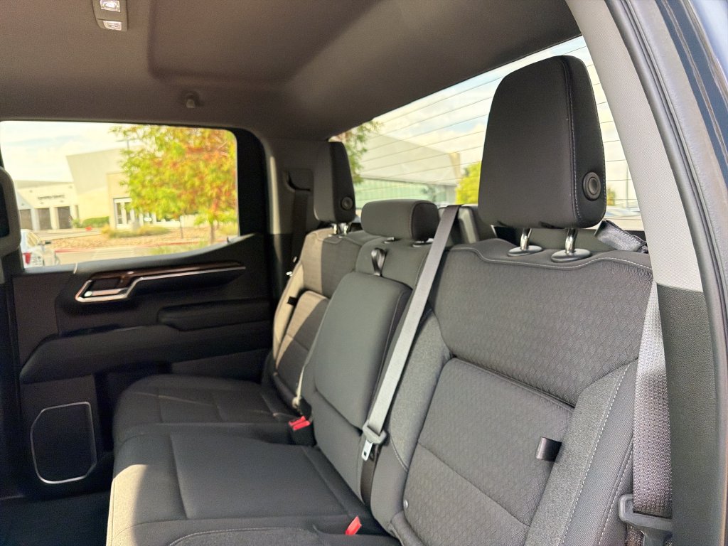 Used 2023 GMC Sierra 1500 Elevation w/ X31 Off-Road Package AWD/4WD image 32