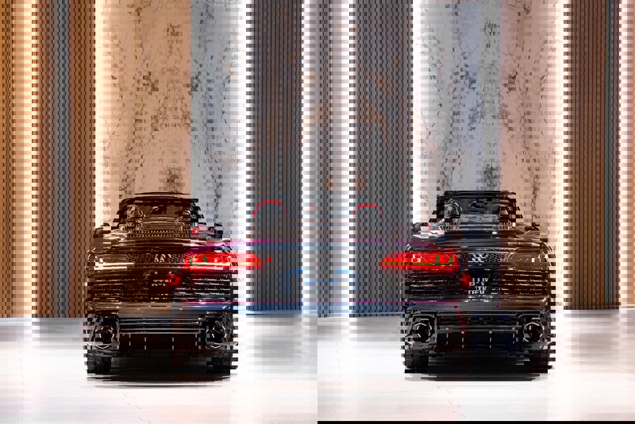 Used 2022 Audi R8 V10 w/ Carbon Exterior Package image 7