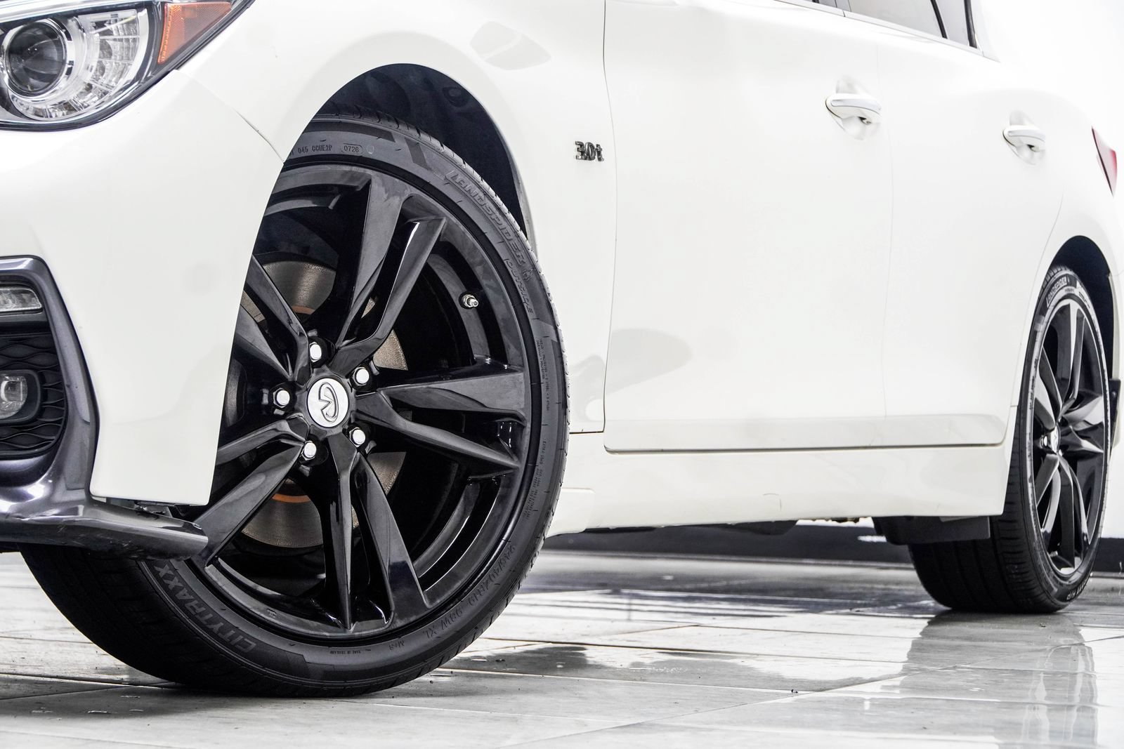 Used 2019 INFINITI Q50 Signature Edition AWD/4WD image 3